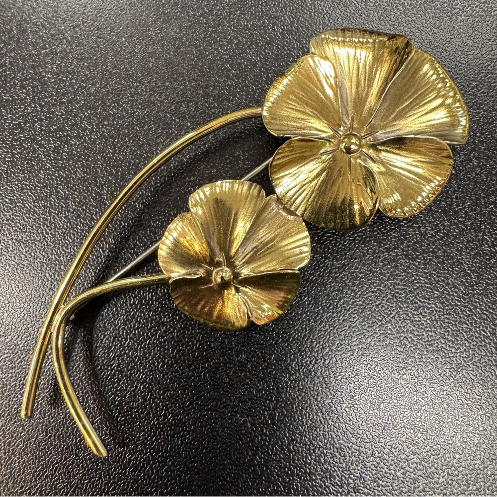 VTG Signed Stuart NYE 50s 60s Pansy Brooch Floral Pin Jewelry Vintage